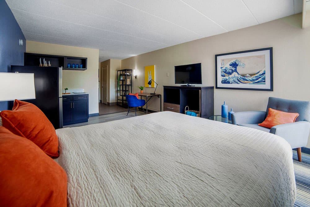 Vivo Living Bloomington — Hotel-to-Multifamily Conversion project by ITDG Construction