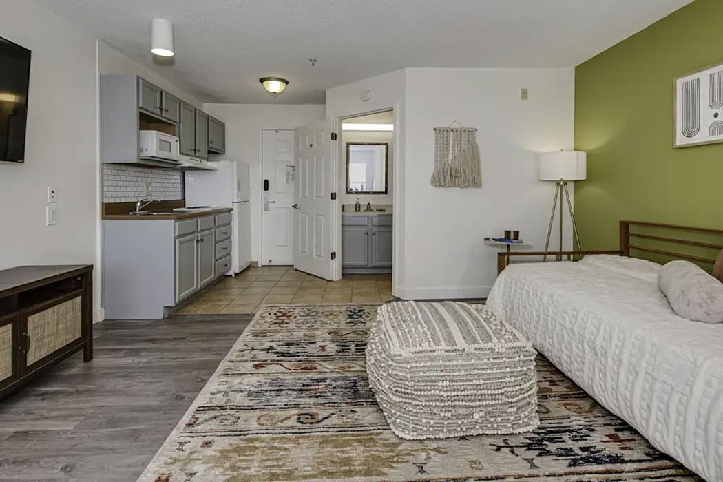 Vivo North Charleston — Hotel-to-Multifamily Conversion project by ITDG