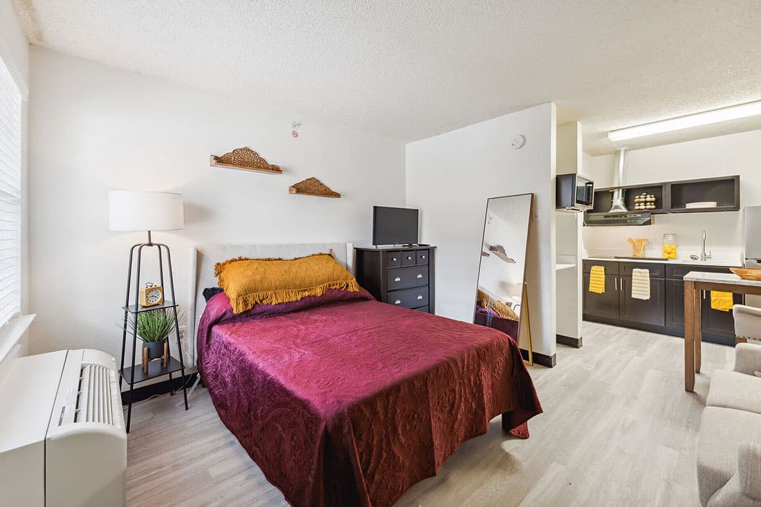 Vivo Willowbrook — Hotel-to-Multifamily Conversion project by ITDG Construction